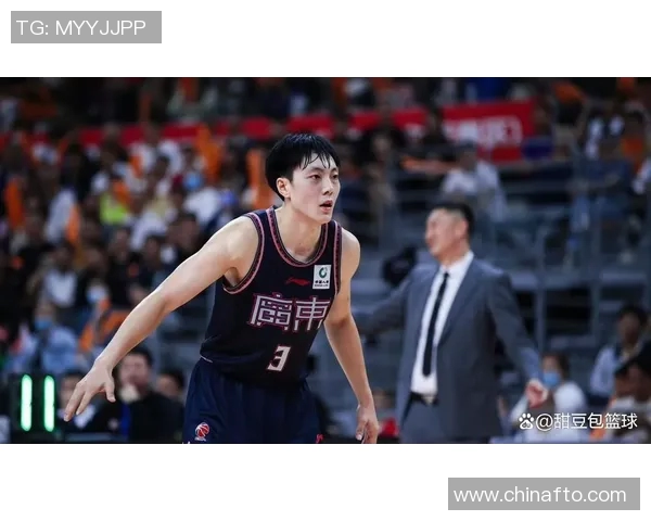 广州篮球队实力引发热议球迷对球队表现的不同看法与争论 广州篮球队实力引发热议球迷对球队表现的不同看法与争论