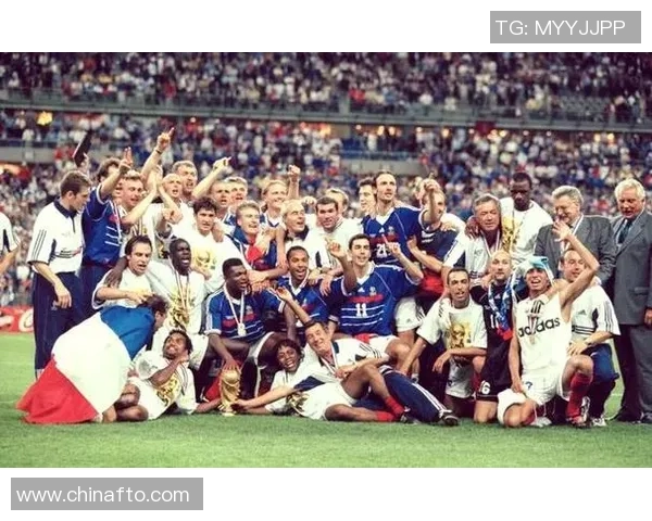 德国世界杯足球明星的辉煌历程与传奇瞬间回顾