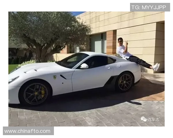 足球明星的豪车选择揭秘他们的品味与生活方式