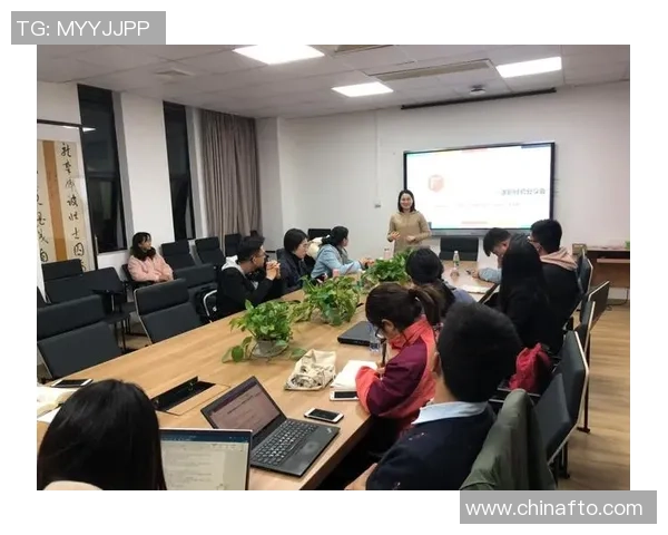 陈秀英独家分享网球心得与技巧助你提升球技的秘诀与经验 陈秀英独家分享网球心得与技巧助你提升球技的秘诀与经验